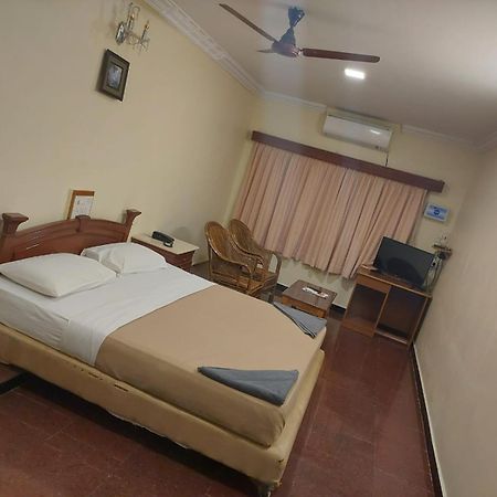 מהבליפורם Sea Breeze Beach Resort מראה חיצוני תמונה