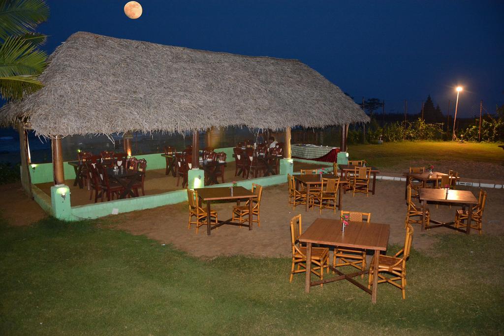 מהבליפורם Sea Breeze Beach Resort מראה חיצוני תמונה