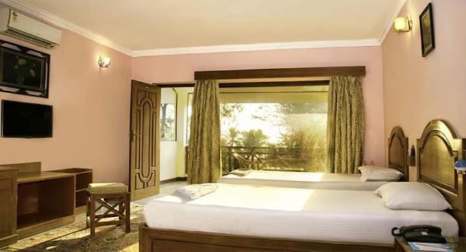 מהבליפורם Sea Breeze Beach Resort מראה חיצוני תמונה