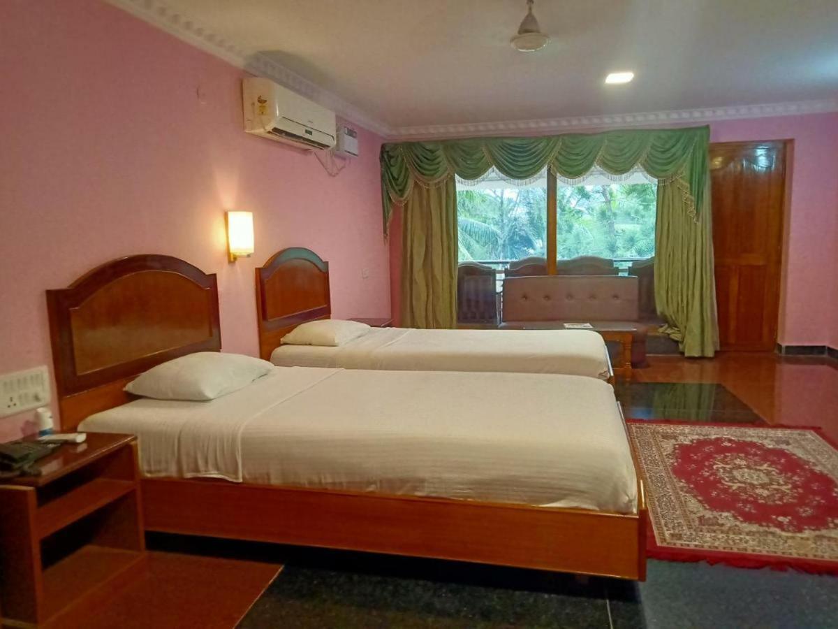 מהבליפורם Sea Breeze Beach Resort מראה חיצוני תמונה