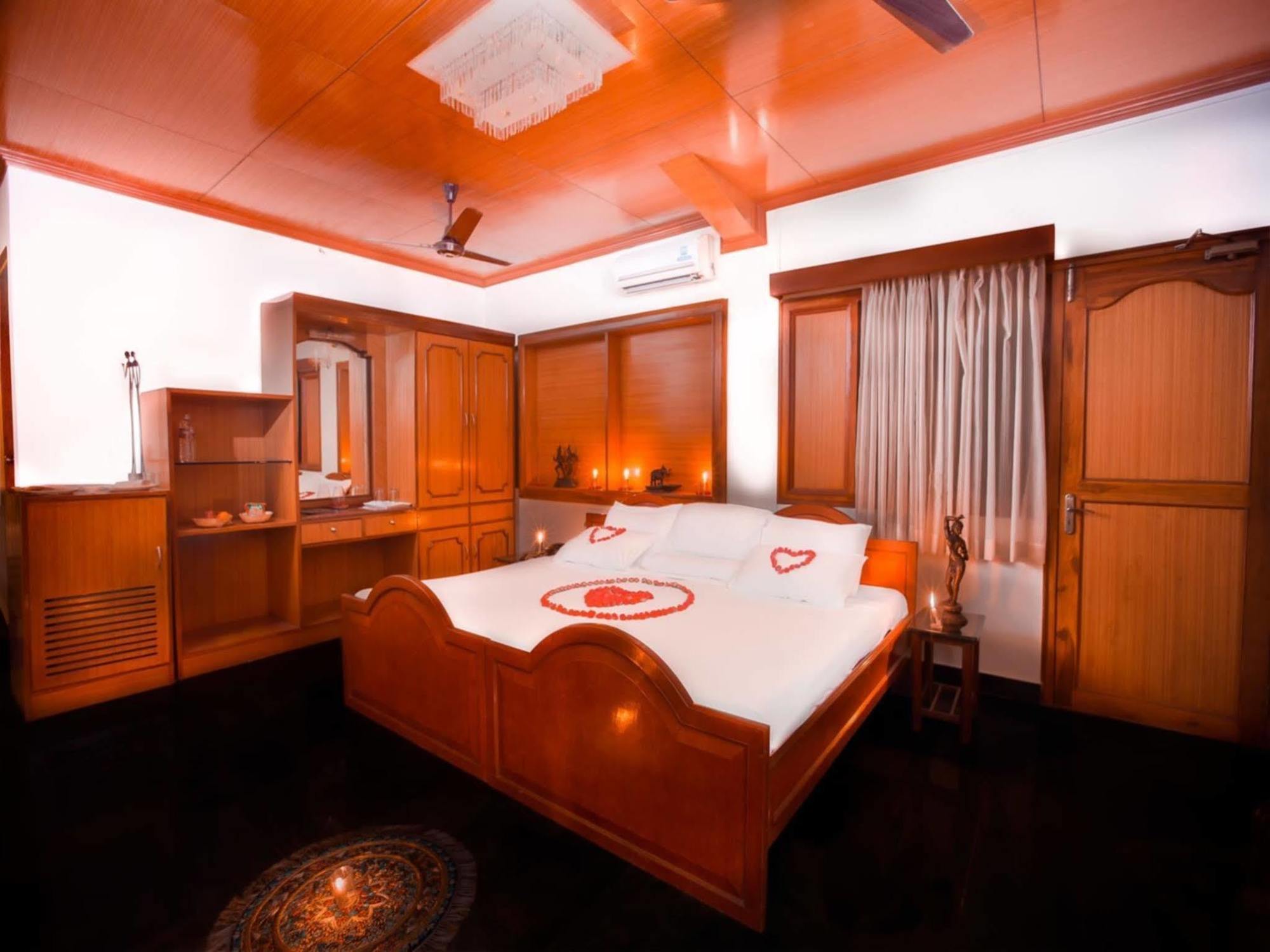 מהבליפורם Sea Breeze Beach Resort מראה חיצוני תמונה