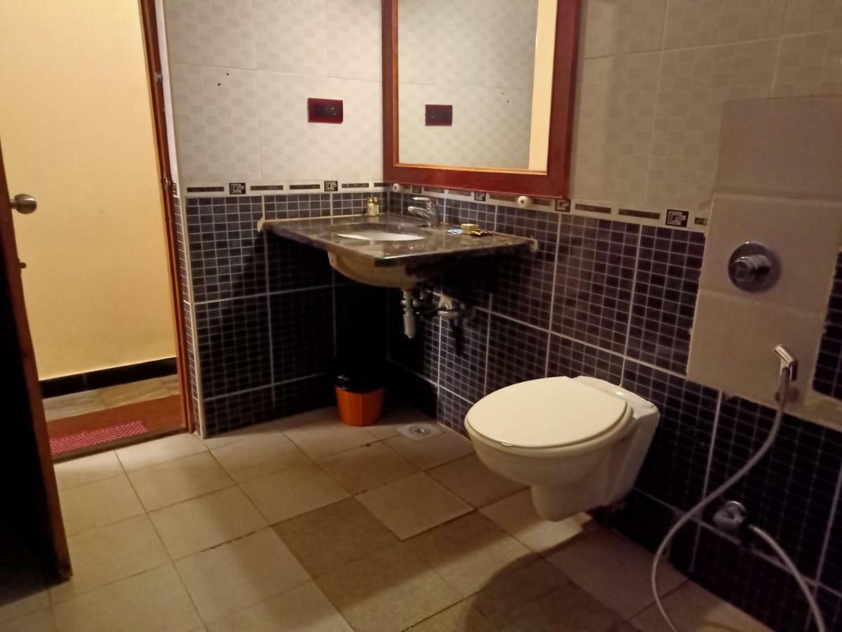 מהבליפורם Sea Breeze Beach Resort מראה חיצוני תמונה