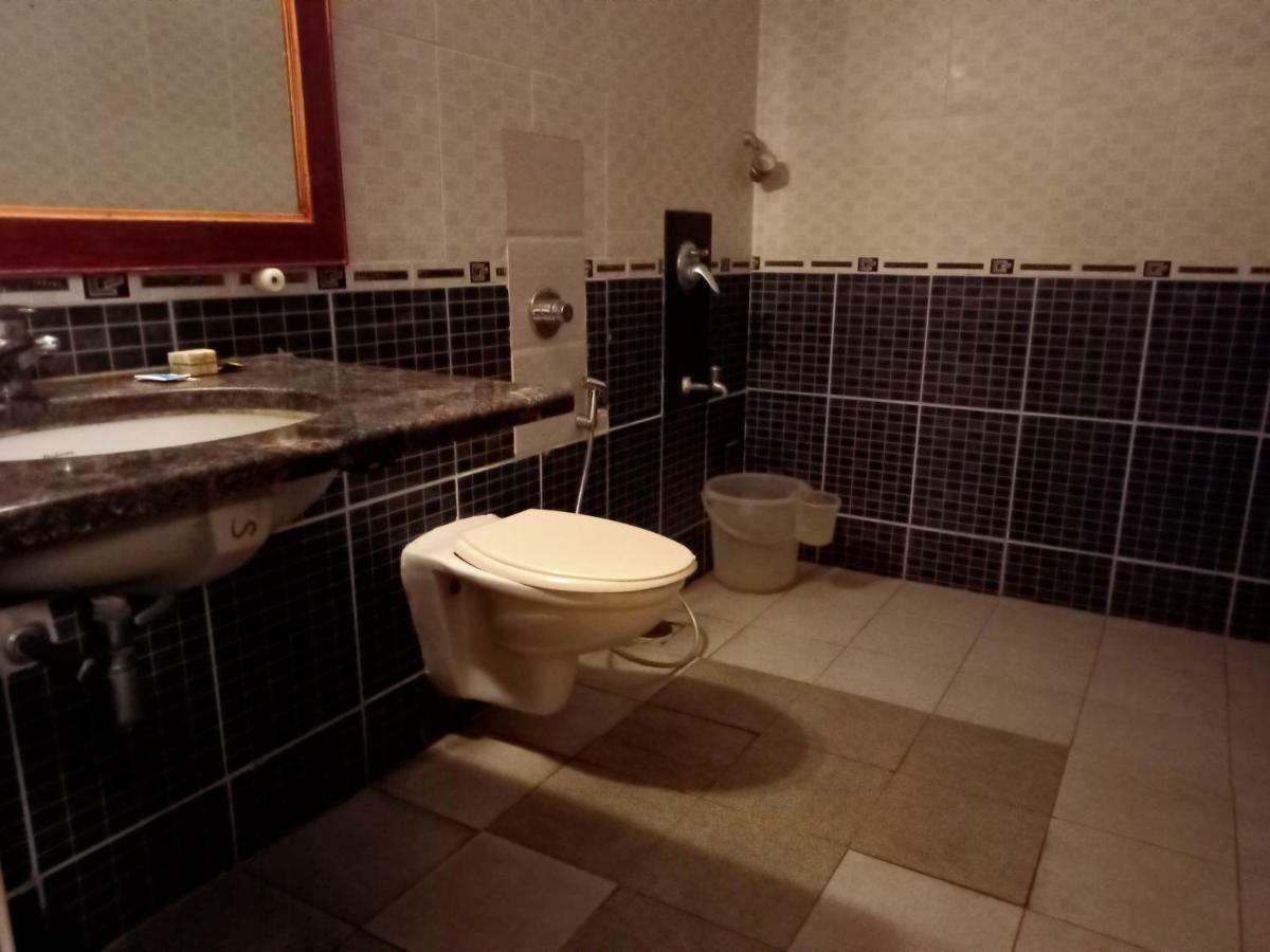 מהבליפורם Sea Breeze Beach Resort מראה חיצוני תמונה