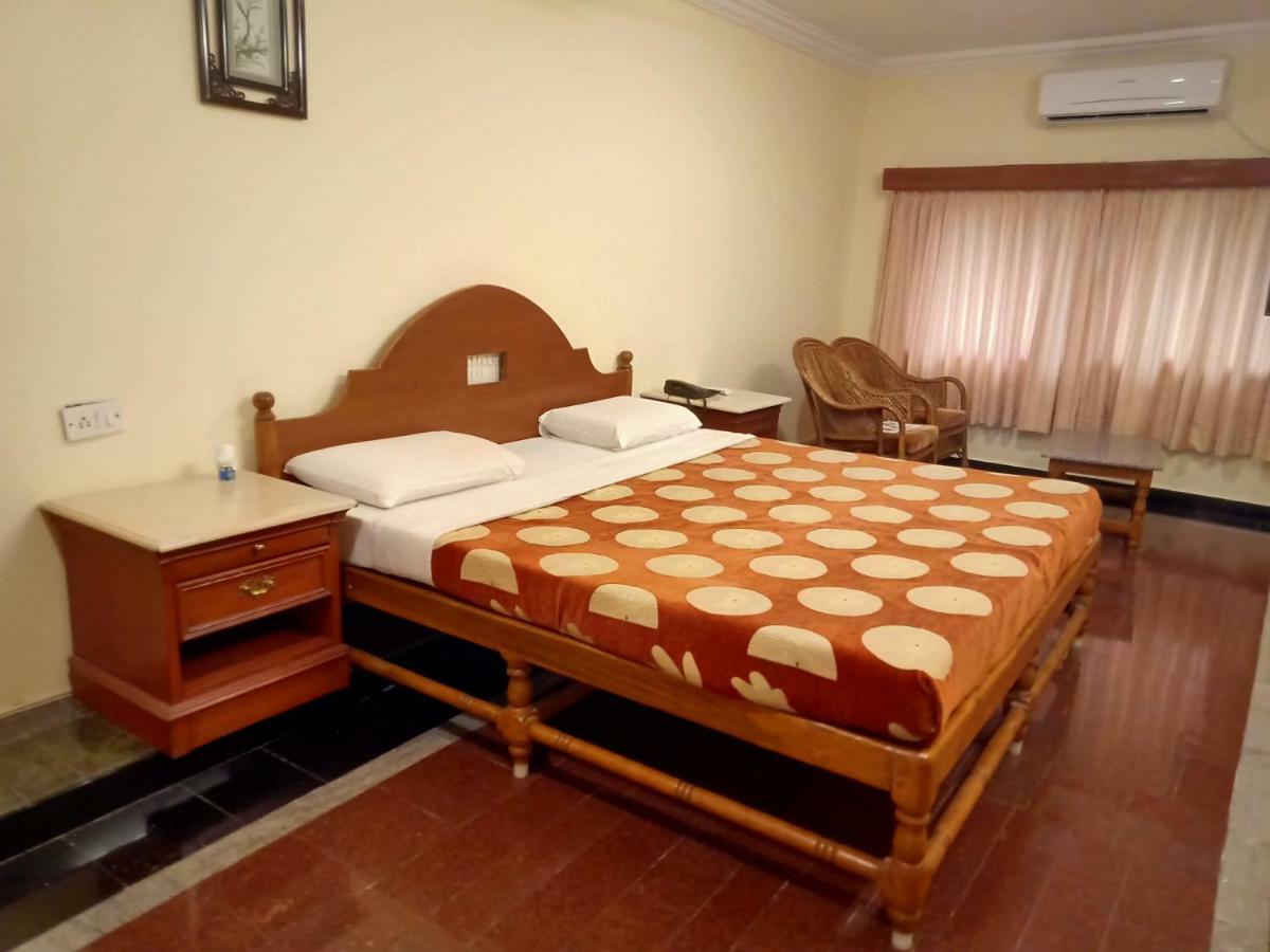 מהבליפורם Sea Breeze Beach Resort מראה חיצוני תמונה